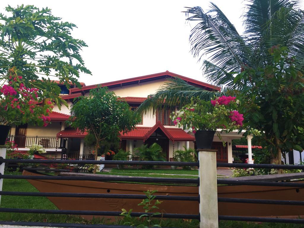 Villa Shanaya 히카두와 외부 사진